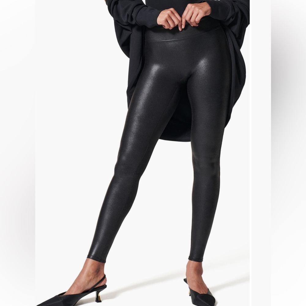 Spanx faux leather leggings (petite)